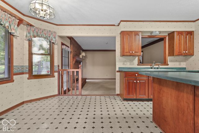 431 N Timber Trail, Greenwood, IN 46142