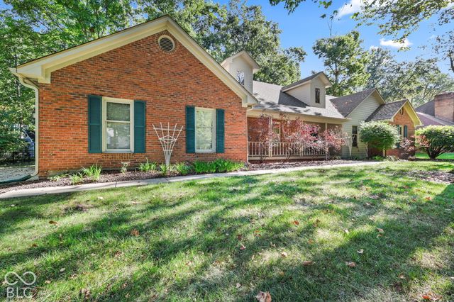 431 N Timber Trail, Greenwood, IN 46142