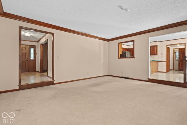 431 N Timber Trail, Greenwood, IN 46142