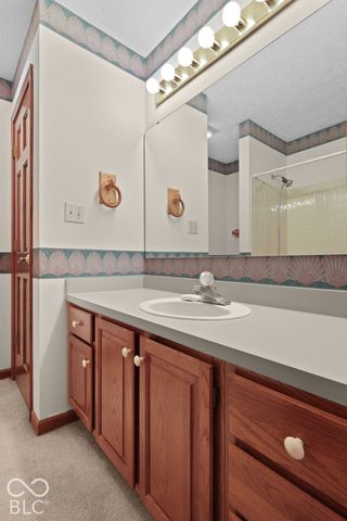 431 N Timber Trail, Greenwood, IN 46142