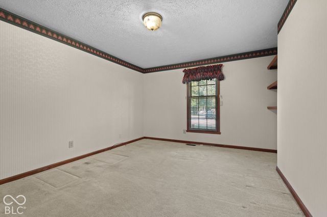 431 N Timber Trail, Greenwood, IN 46142