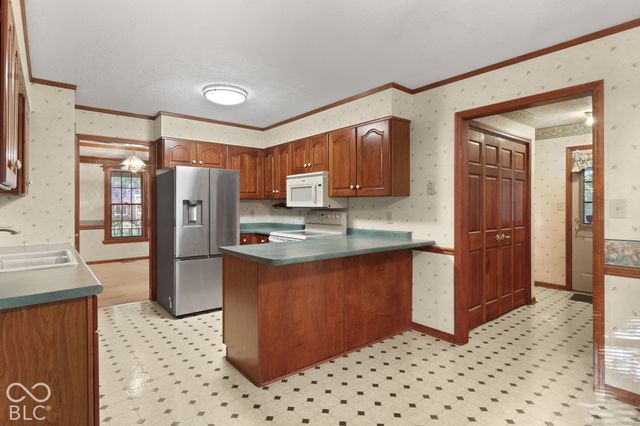 431 N Timber Trail, Greenwood, IN 46142