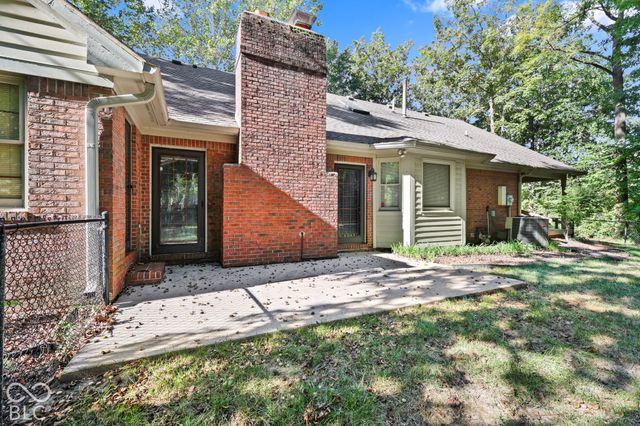 431 N Timber Trail, Greenwood, IN 46142
