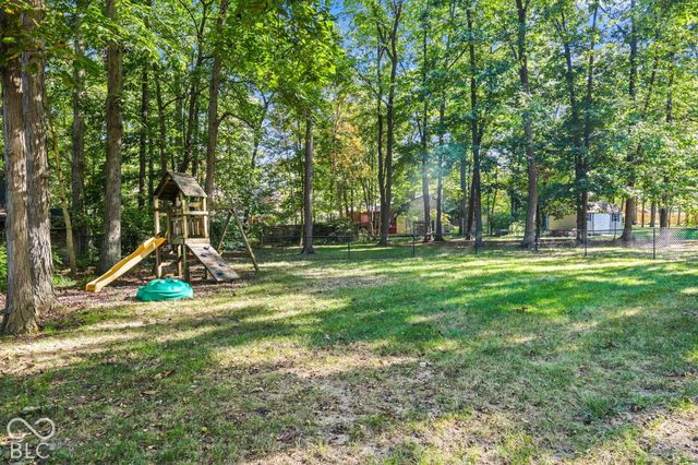 431 N Timber Trail, Greenwood, IN 46142
