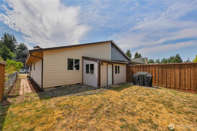 5227 101st Place NE, Marysville, WA 98270