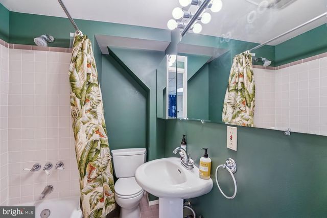 8012 BARRON ST, Takoma Park, MD 20912