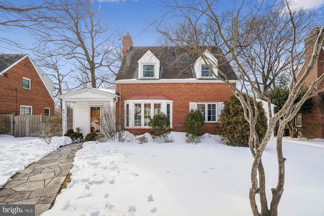 8012 BARRON ST, Takoma Park, MD 20912
