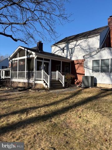 8012 BARRON ST, Takoma Park, MD 20912