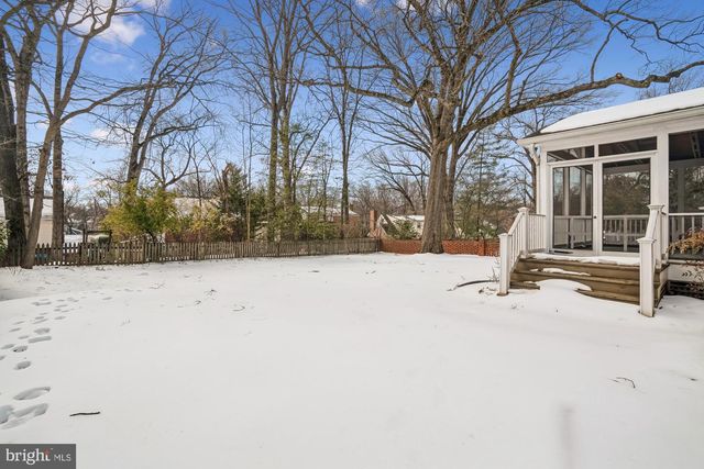 8012 BARRON ST, Takoma Park, MD 20912