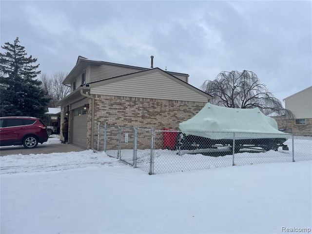 45284 Spagnuolo Road, Macomb, MI 48044