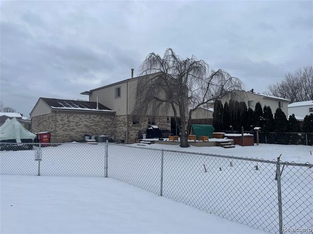 45284 Spagnuolo Road, Macomb, MI 48044