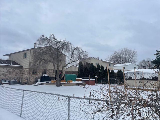 45284 Spagnuolo Road, Macomb, MI 48044