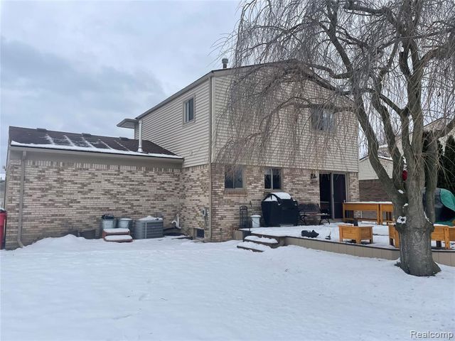 45284 Spagnuolo Road, Macomb, MI 48044