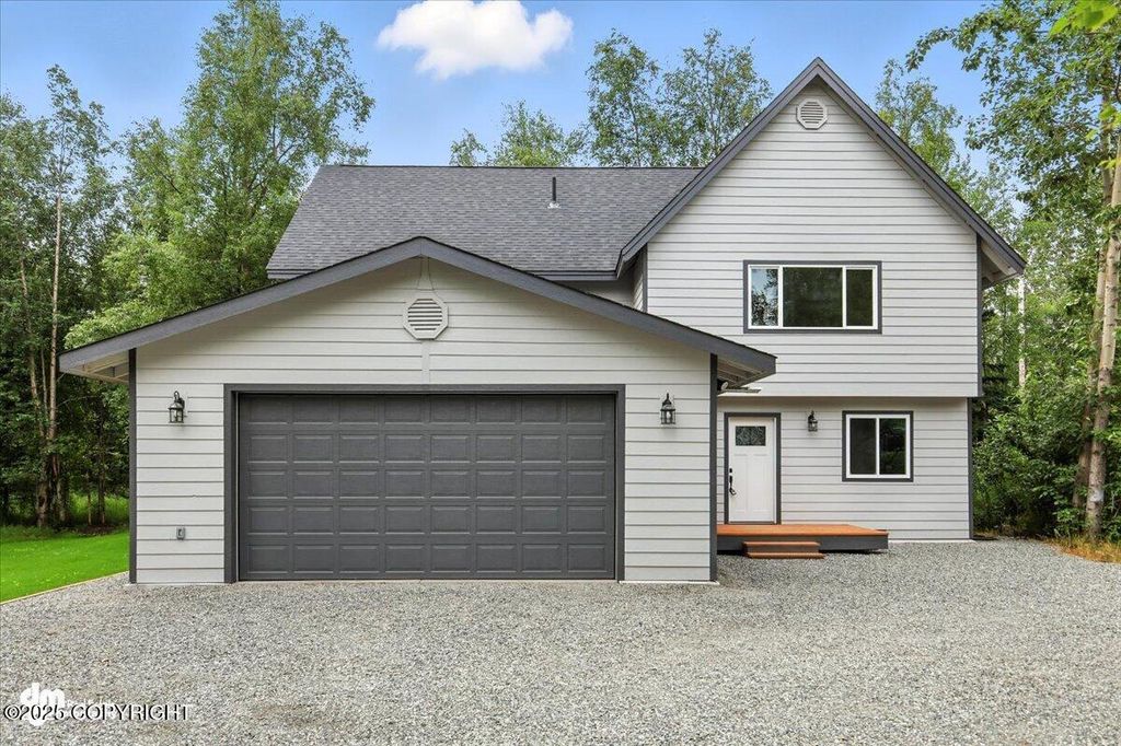 3271 N Bald Eagle Drive, Wasilla, AK 99654