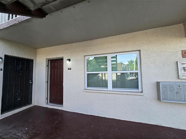 9009 TUDOR DRIVE G107, Tampa, FL 33615