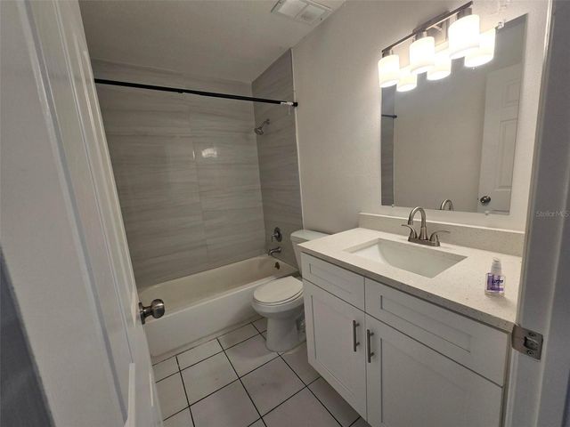 9009 TUDOR DRIVE G107, Tampa, FL 33615