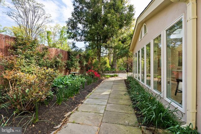 7616 ADMIRAL DR, Alexandria, VA 22308