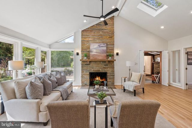 7616 ADMIRAL DR, Alexandria, VA 22308