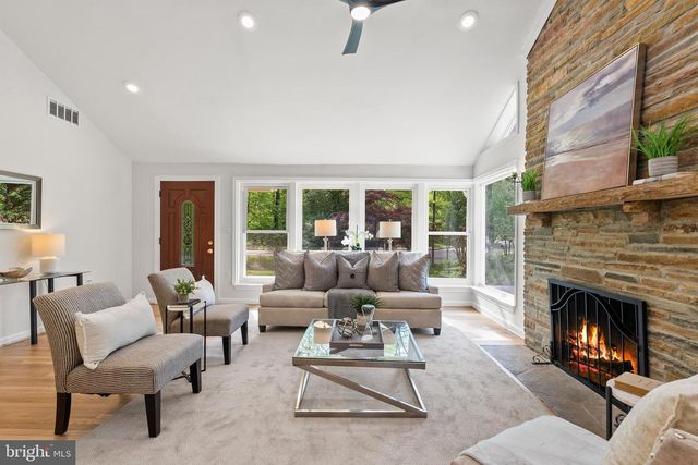 7616 ADMIRAL DR, Alexandria, VA 22308