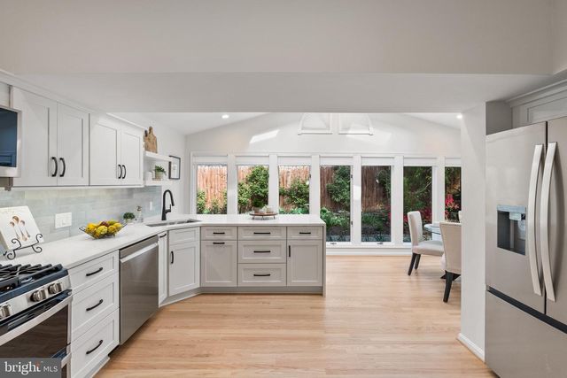 7616 ADMIRAL DR, Alexandria, VA 22308