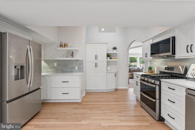 7616 ADMIRAL DR, Alexandria, VA 22308