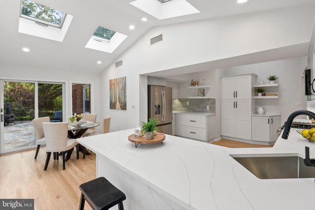 7616 ADMIRAL DR, Alexandria, VA 22308
