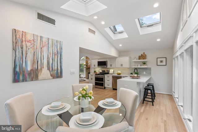 7616 ADMIRAL DR, Alexandria, VA 22308