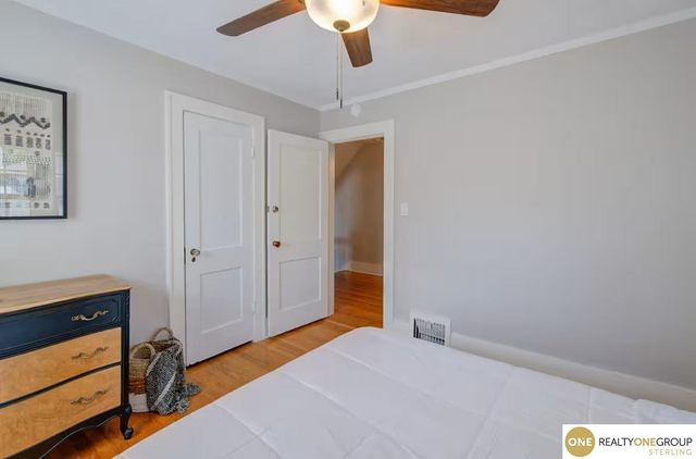 5114 Dodge Street, Omaha, NE 68132