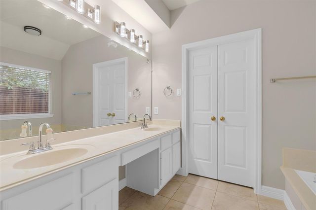 13839 Placid Brook Court, Houston, TX 77059