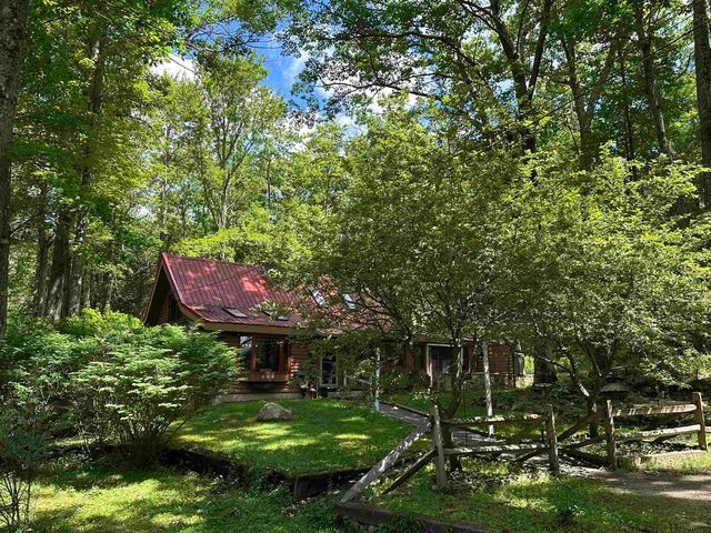 220 Monadnock Street, Troy, NH 03465