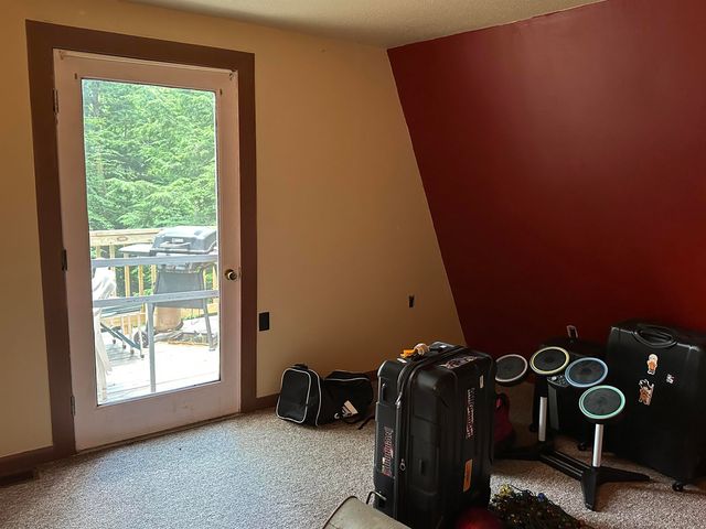 220 Monadnock Street, Troy, NH 03465