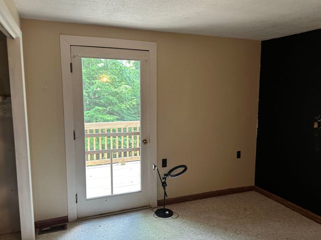 220 Monadnock Street, Troy, NH 03465