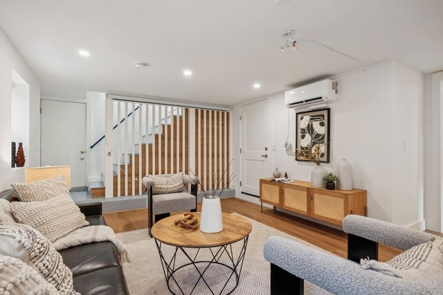 1207 1207 Francisco Street, Berkeley, CA 94702