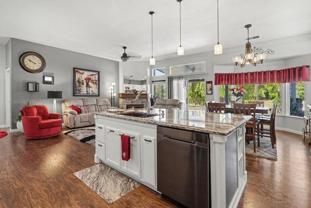 571 Central Park Place, Brentwood, CA 94513