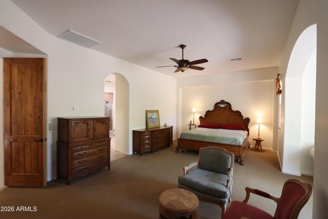 2004 W Calle De Las Estrellas Drive, Phoenix, AZ 85085