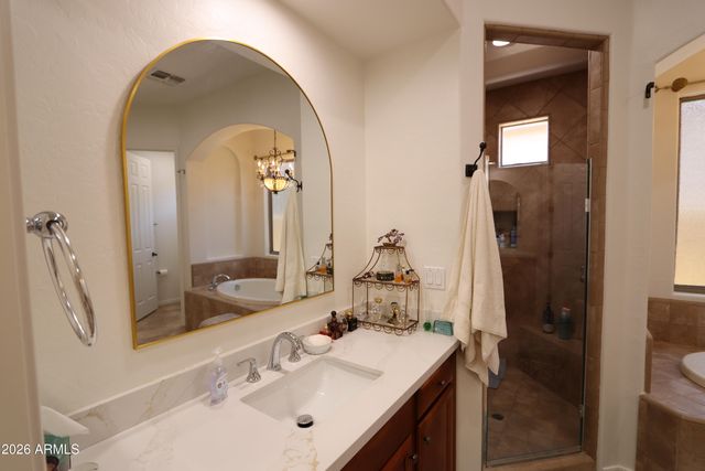 2004 W Calle De Las Estrellas Drive, Phoenix, AZ 85085