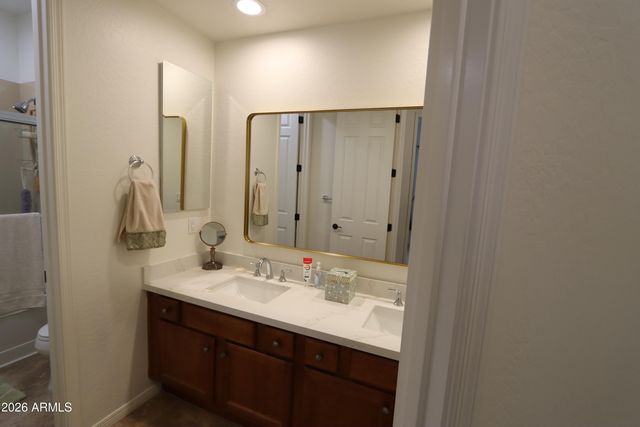 2004 W Calle De Las Estrellas Drive, Phoenix, AZ 85085