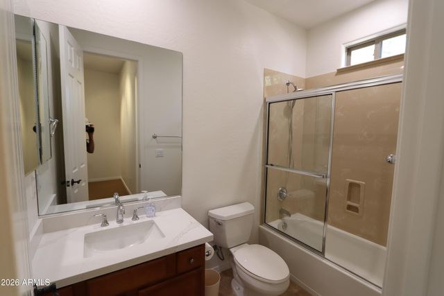 2004 W Calle De Las Estrellas Drive, Phoenix, AZ 85085
