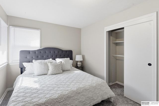 9133 Ames Avenue, Omaha, NE 68134