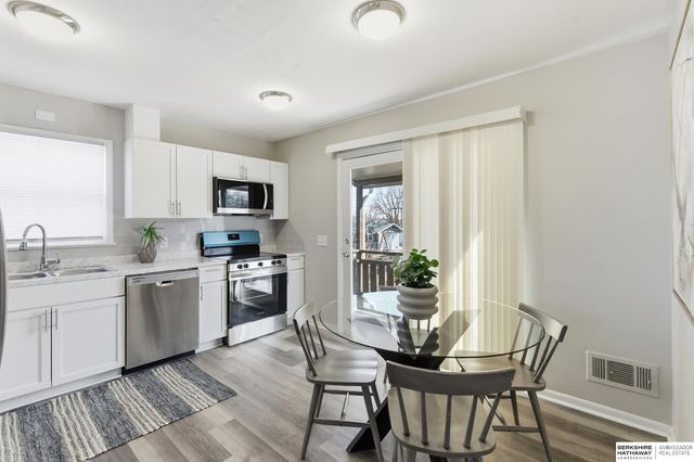 9133 Ames Avenue, Omaha, NE 68134