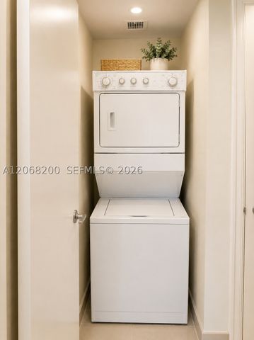 1800 S Ocean Dr 1405, Hallandale Beach, FL 33009