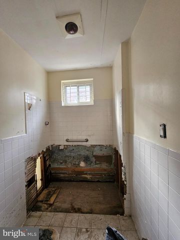 647 S 60TH ST, Philadelphia, PA 19143