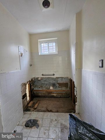 647 S 60TH ST, Philadelphia, PA 19143