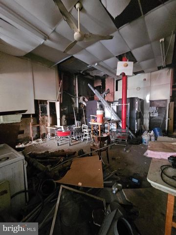 647 S 60TH ST, Philadelphia, PA 19143