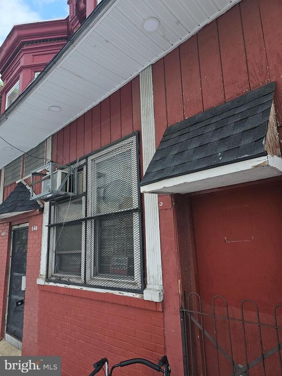 647 S 60TH ST, Philadelphia, PA 19143