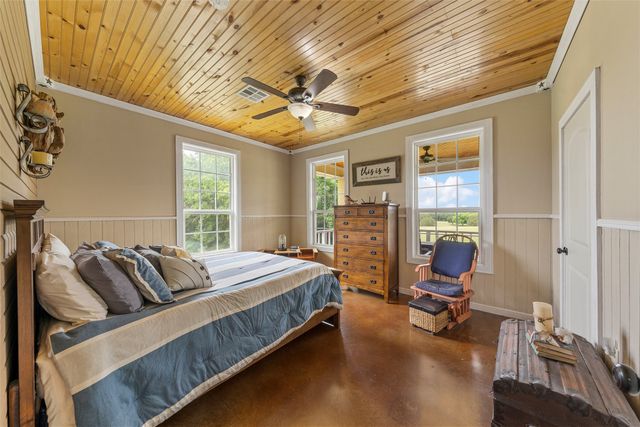 655 Texas 236 Highway, Moody, TX 76557