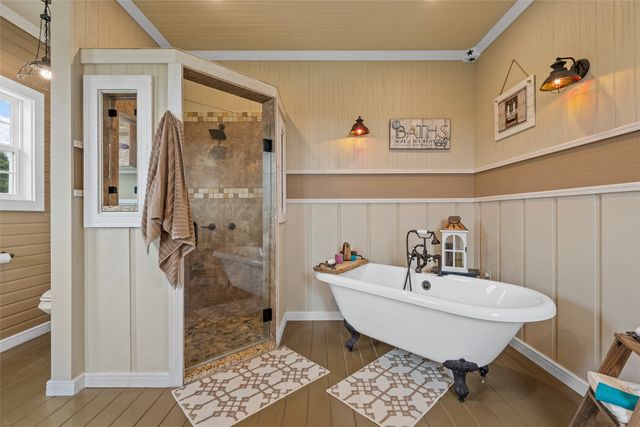 655 Texas 236 Highway, Moody, TX 76557