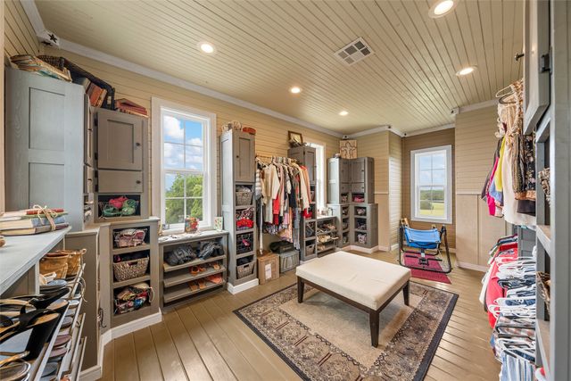 655 Texas 236 Highway, Moody, TX 76557