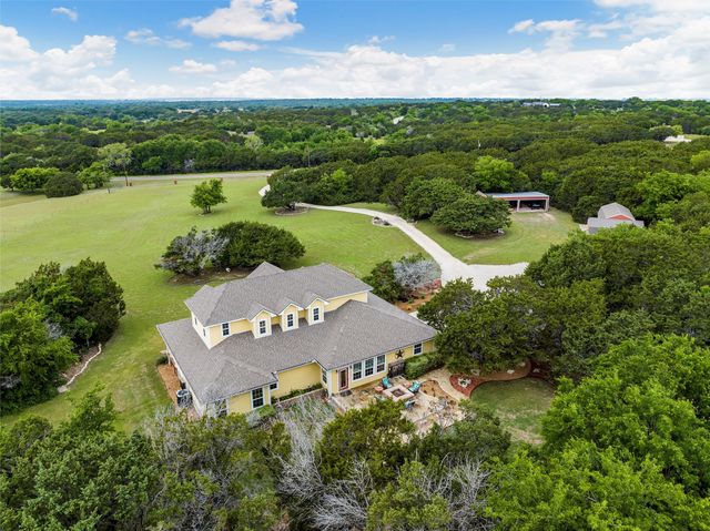 655 Texas 236 Highway, Moody, TX 76557