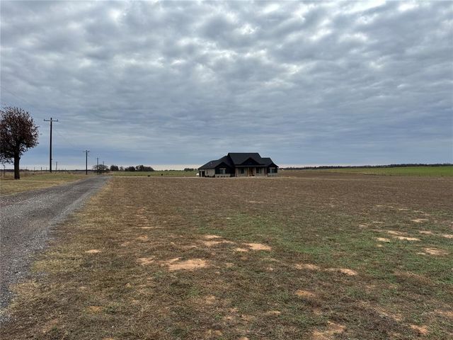 15507 N 2980 Road, Crescent, OK 73028